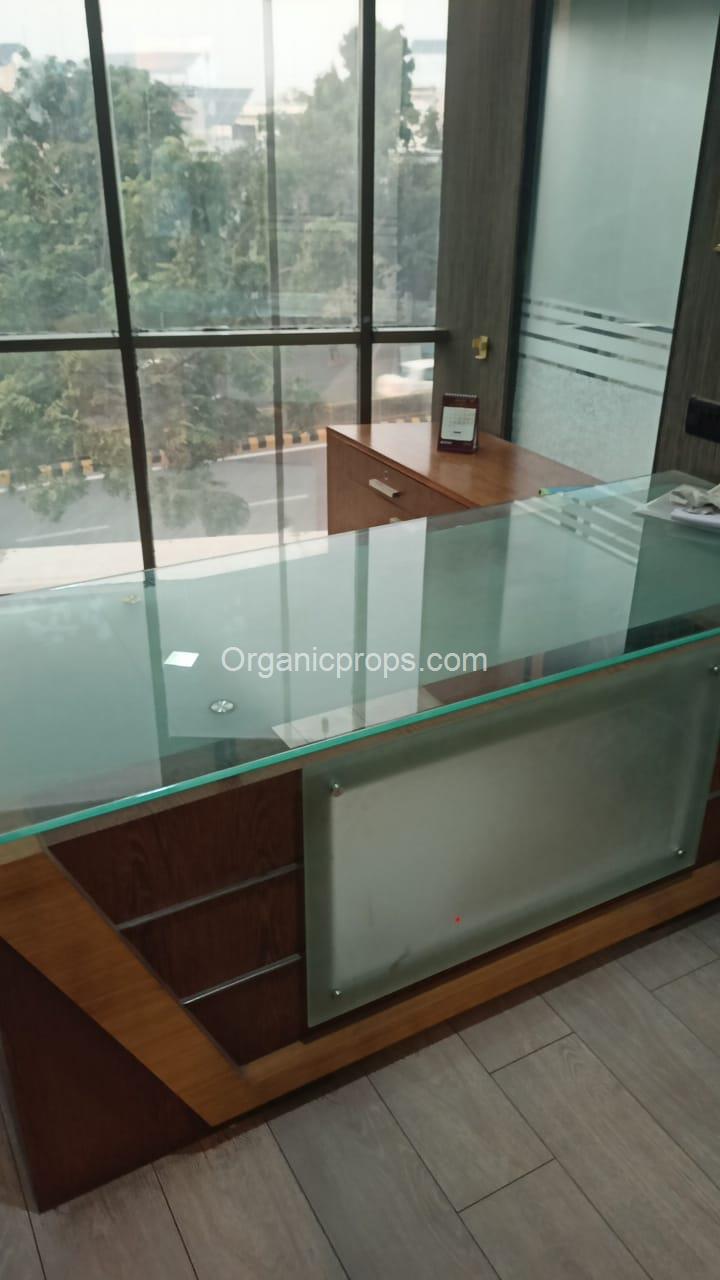 OFFICE  1500 SQ FT 